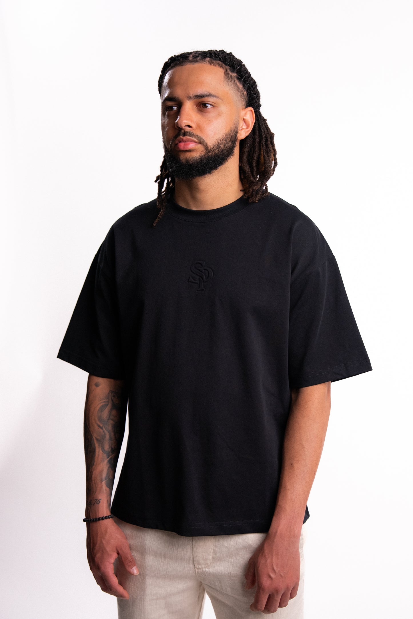 SILNTPLAY Embossed Tee in Obsidian, 280gsm heavyweight combed cotton, boxy fit